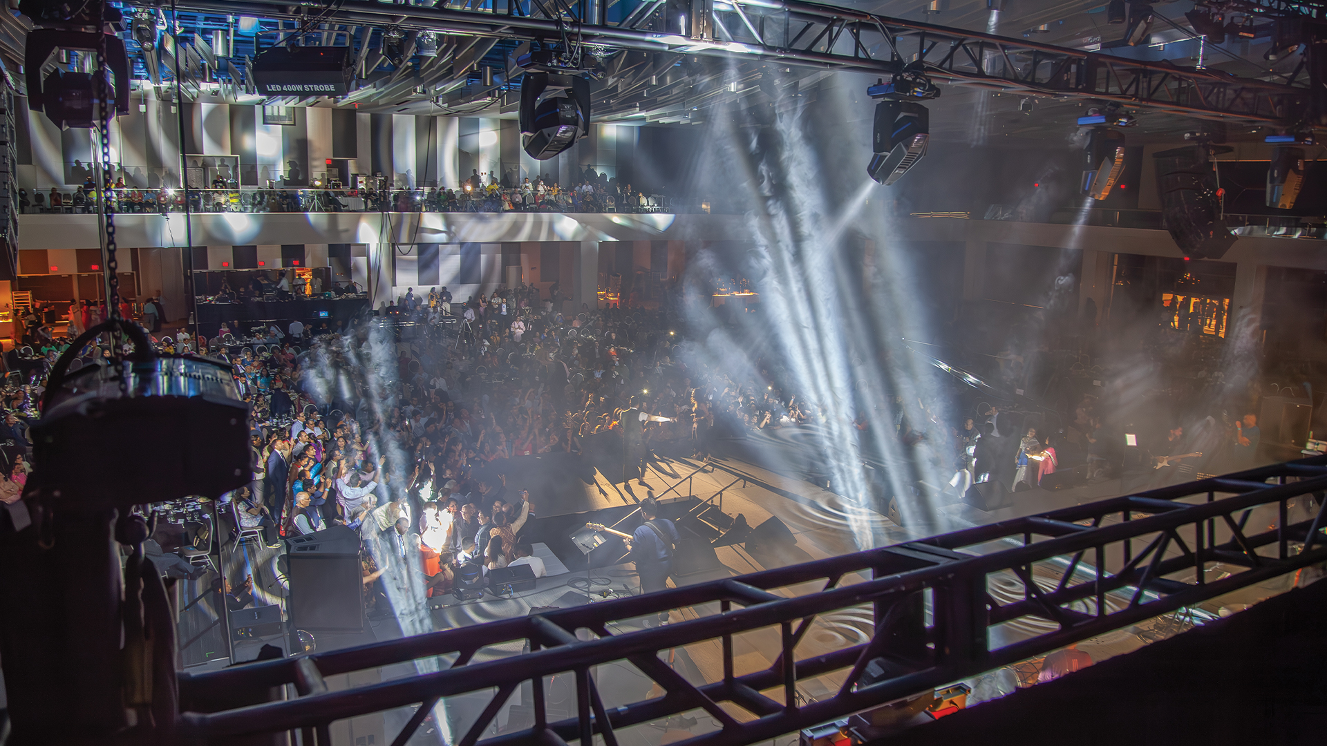 Challenges of Working With Tight Rigging Points